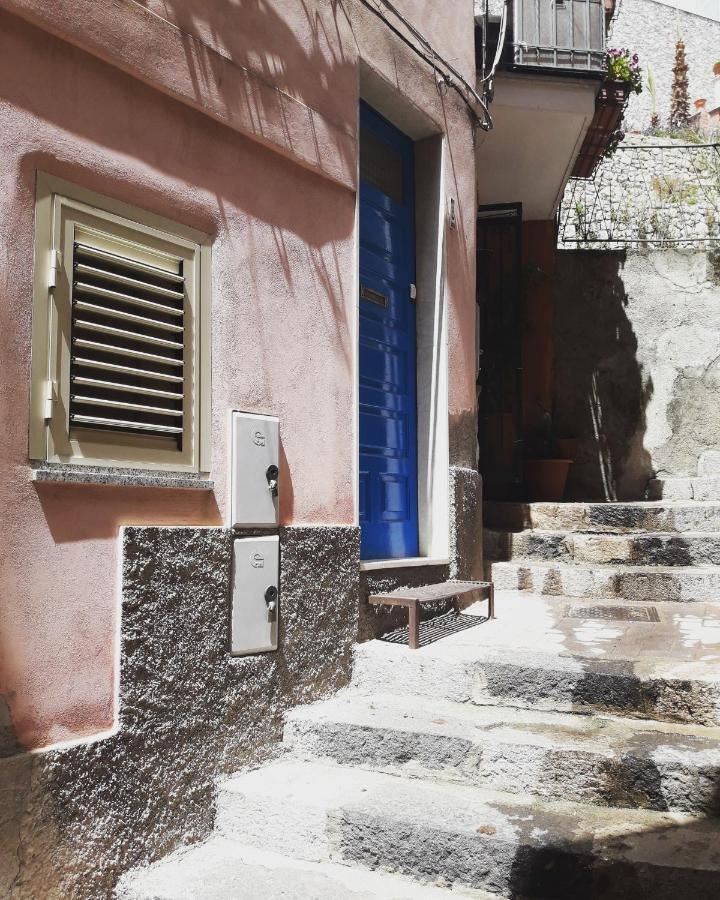 A&M Apartment Taormina Bagian luar foto